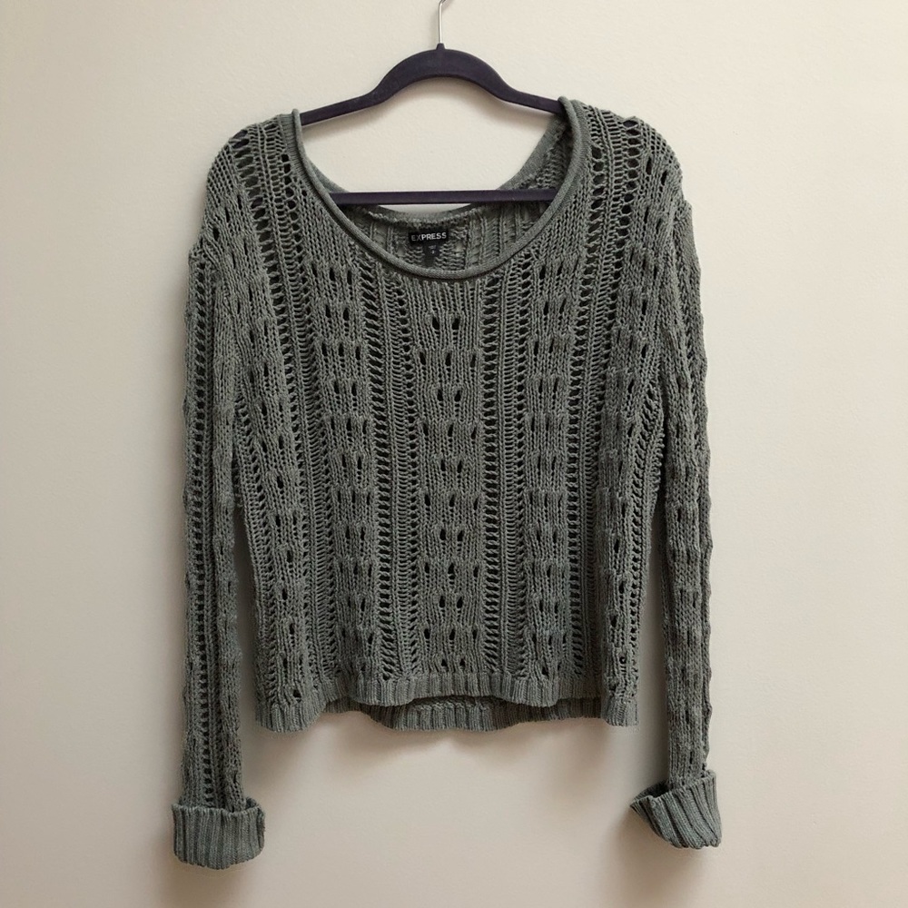 4 for $20 ⚫️ Express Sheer Sweater